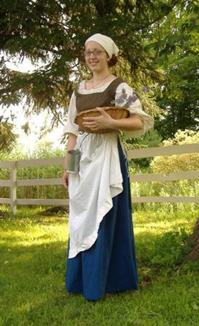 Image result for renaissance peasant outfit